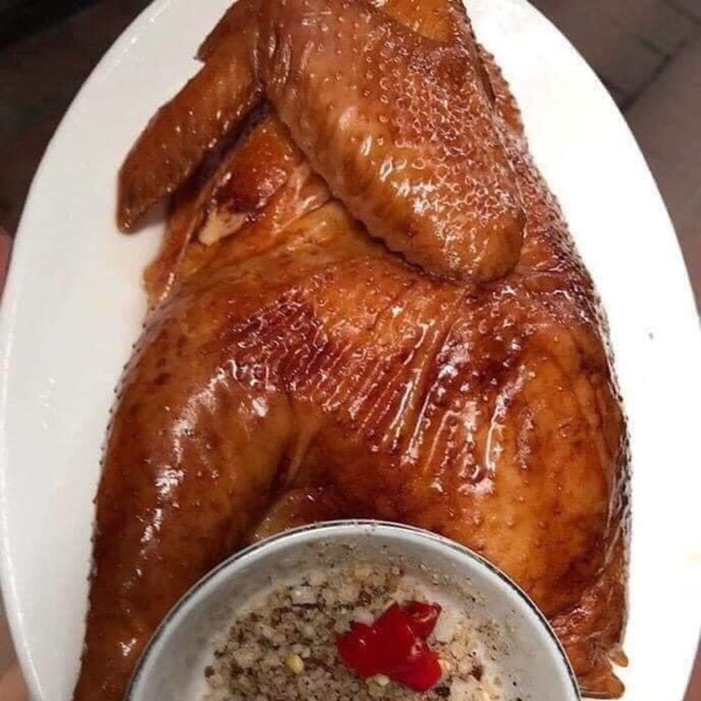 GÀ Ủ MUỐI HUN KHÓI