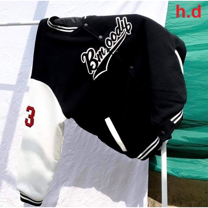 ÁO KHOÁC BOMBER JACKET BM 23Chất gió vs nỉ mềmhàng 1 lớp cổ, tay áo và gấu áo có bo dệt xịn&lt; 55kgphong cách hàn quốc