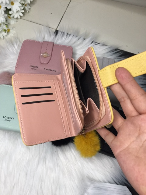 Ví ngắn hình shop chụp k chỉnh sữa