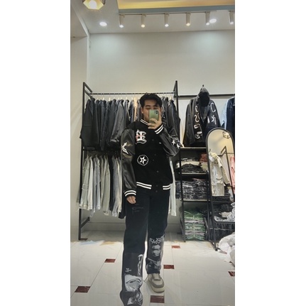 ÁO KHOÁC BOMBER KAKI PHỐI DA NAM NỮ T-A-N FORM RỘNG VAI SỆ-AKD1-hình in tay da thêu model shop màu đen