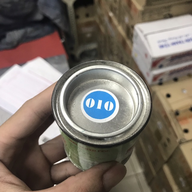 Sơn dầu con ó Pine lon 80 gram