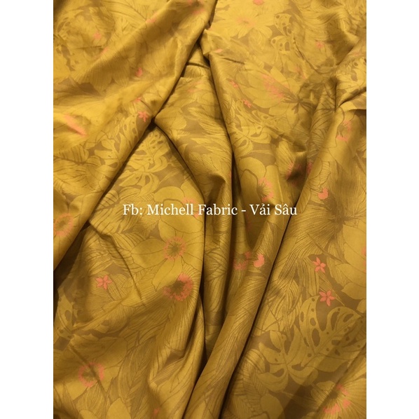 Vải Thô lụa hoạ tiết hoa vàng
