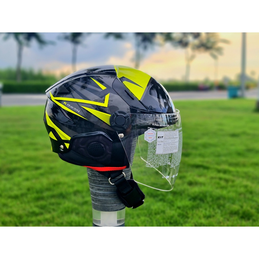 Nón bảo hiểm KYT TIGER JET màu đen vàng,hàng chính hãng tặng kèm bộ tem và túi rút