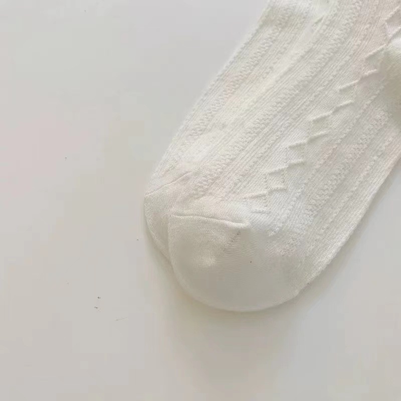 Tất Nữ Bắp Chân Màu Đen Trắng Đơn Giản - Tất Thời Trang JK Nhật Bản