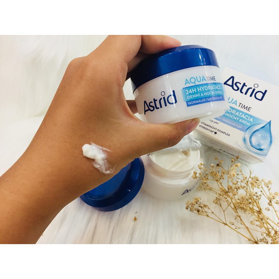 Kem Cấp Nước Tái Tạo Da Astrid Aqua
