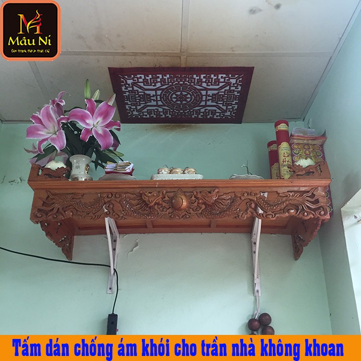 TẤM CHỐNG ÁM KHÓI dán phòng thờ, băng keo lên trần nhà, không phải khoan, Kích thước 61cm x 89cm - màu nâu gỗ