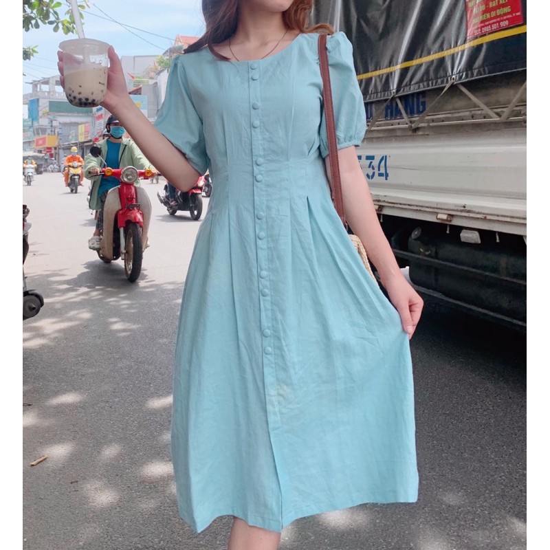 Đầm linen tưng khuy bọc