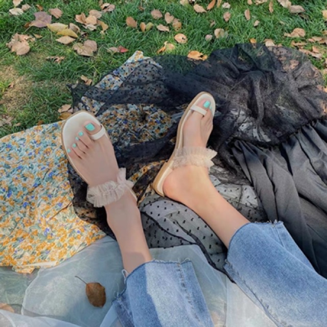 Sandal ren xỏ ngón và quai
