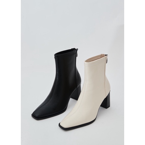 05023 - KAI ANKLE BOOTS