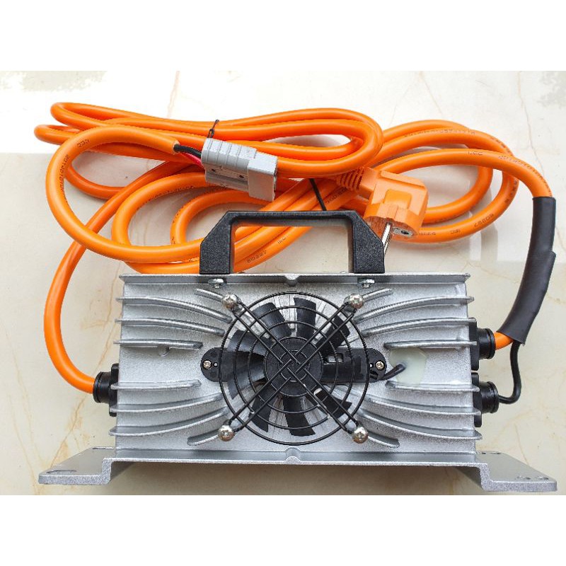 Sạc chống nước, chống bụi 60v/72v - 20A/30A. Sạc xe du lịch, xe golf