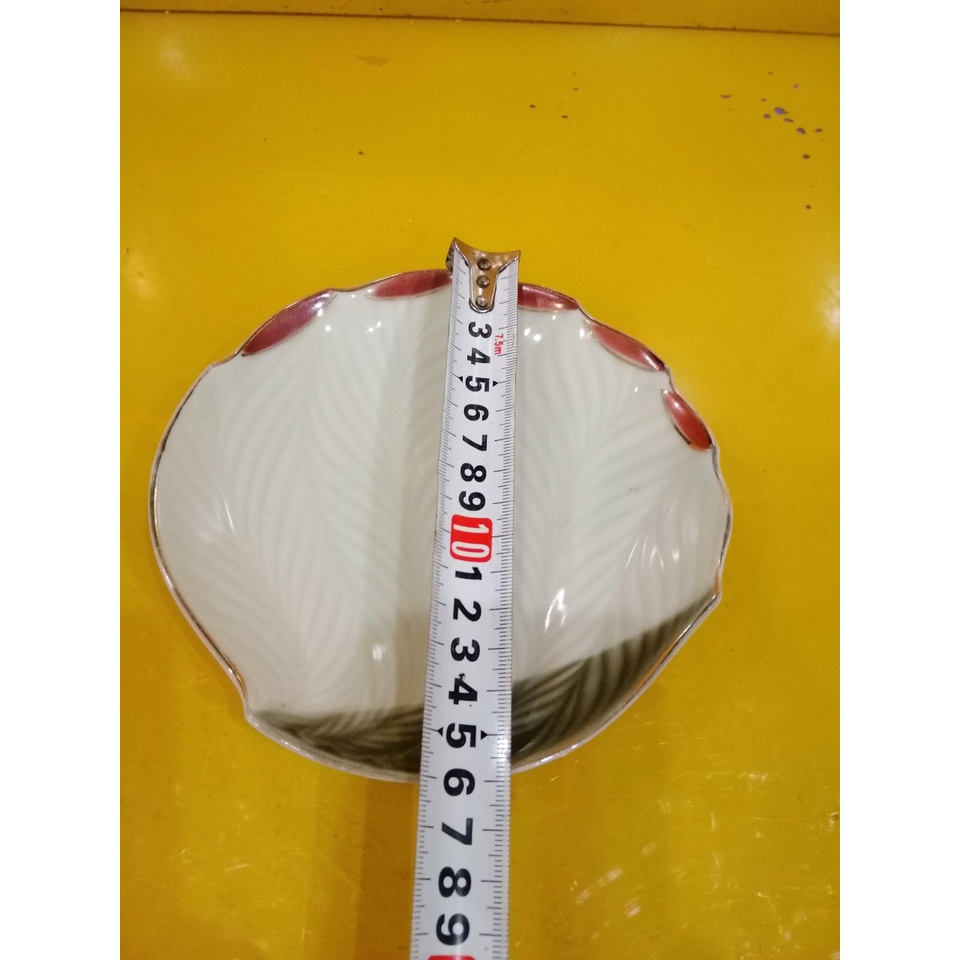 Đĩa sứ hình con sò nội địa Nhật, size 16cm (mã 926)