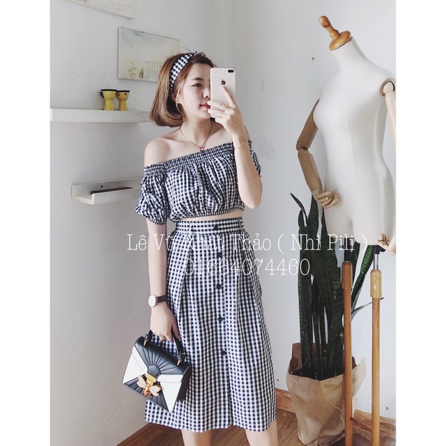 Set áo trễ vai + chân váy