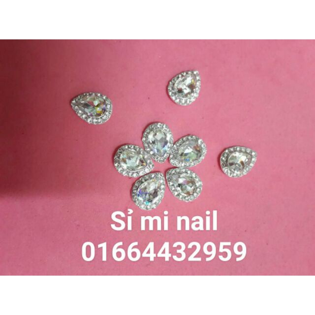 Khay đá hình gắn móng da dạng mẫu mã, ánh màu hàng đẹp.. các kiểu hình mẫu đối xứng cực Đẹp cực sang trọng