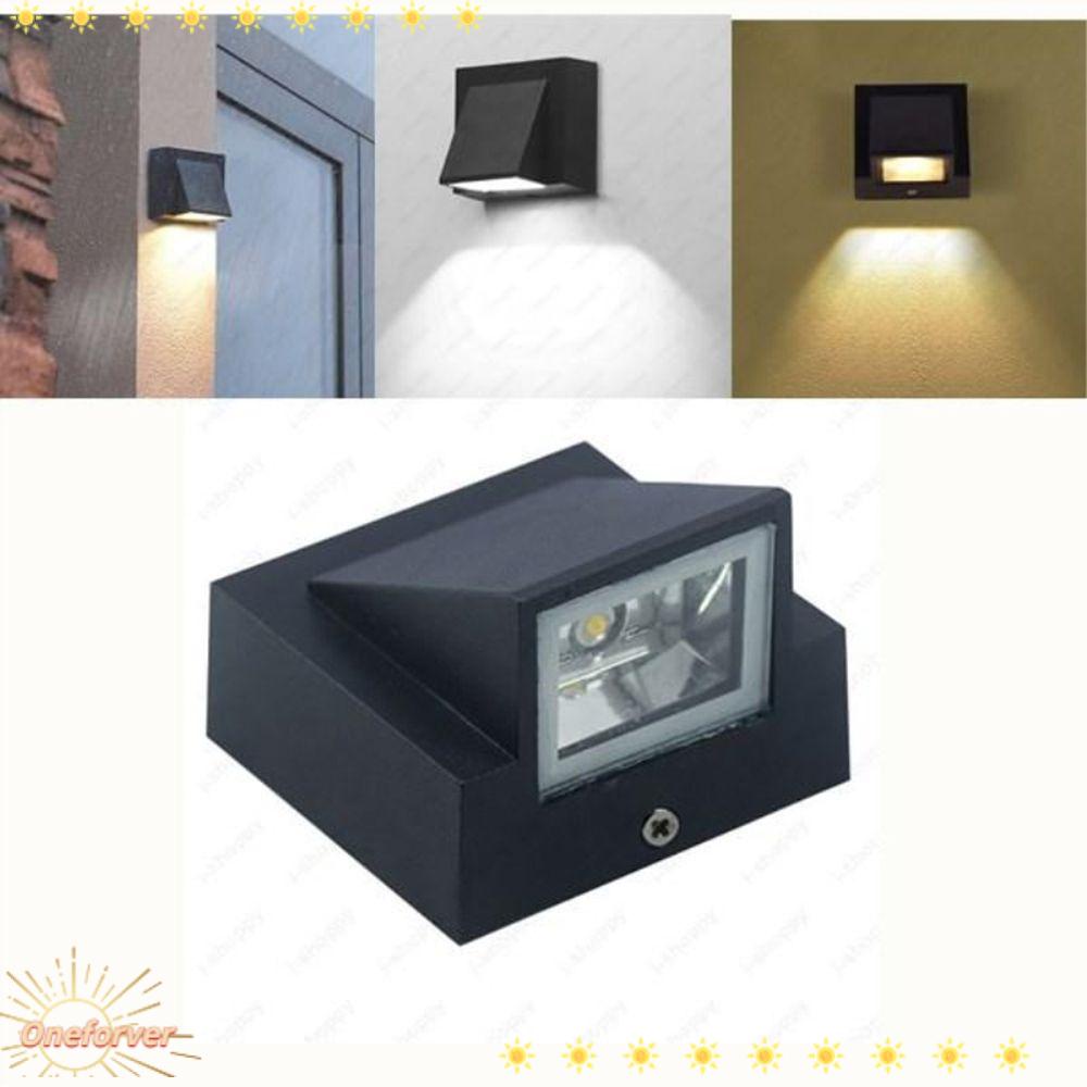 Đèn LED Gắn Tường Sử Dụng Năng Lượng Mặt Trời Dùng Trang Trí Vườn/Ban Công