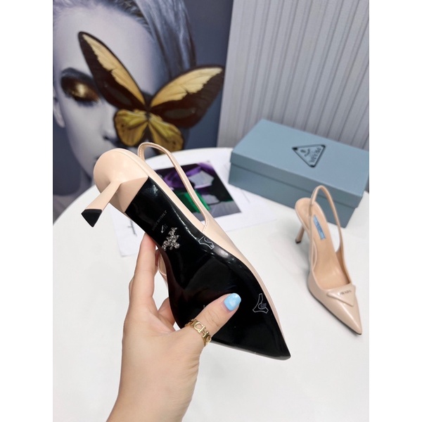 Giày cao gót 9.5cm hở gót màu trơn logo thương hiệu Prada 2022 cao cấp da thật