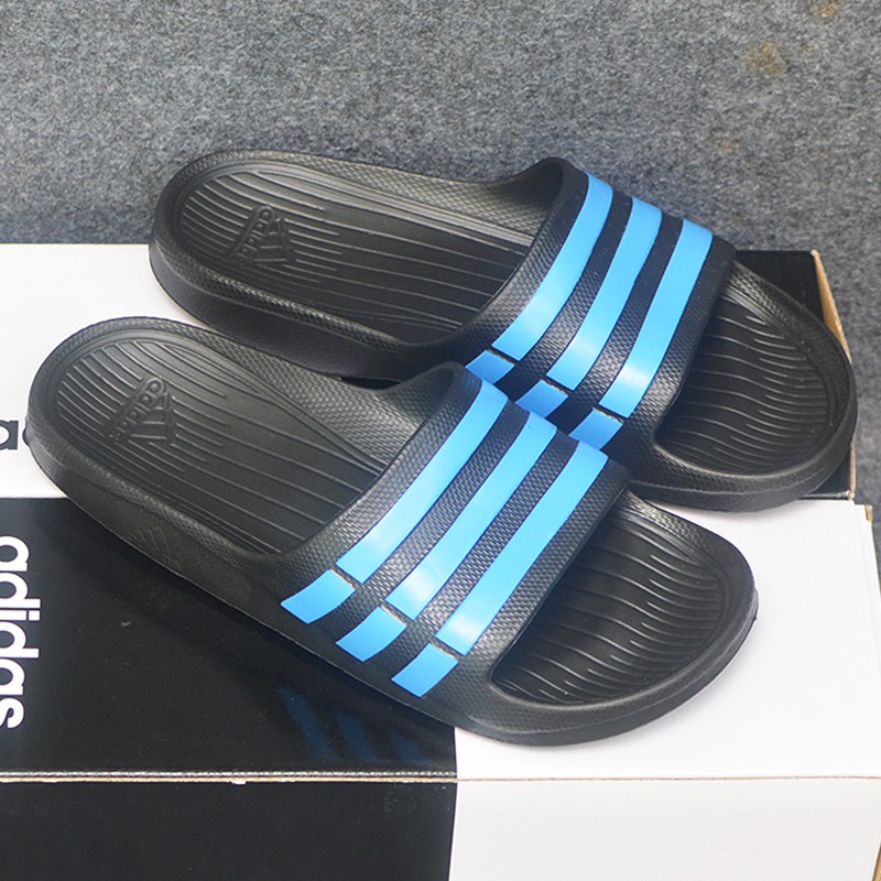 Adidas Duramo màu đen sọc xanh da trời