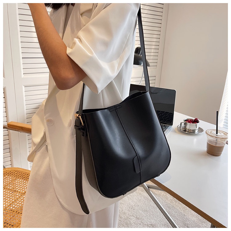 IELGY Túi Đeo Vai/Xách Tay Sức Chứa Lớn Chất Lượng Cao Dễ Phối Đồ Cho Nữ