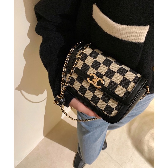 Túi 𝐂𝐡𝐢𝐨'𝟐𝐧𝐝 nền caro khóa kim loại