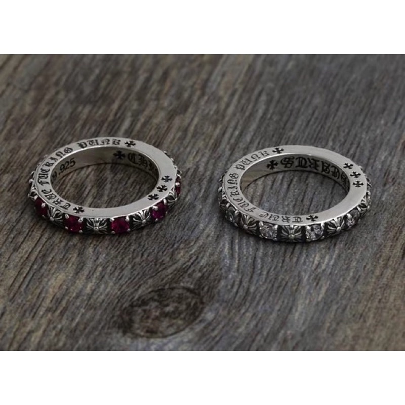Nhẫn chromehearts đính đá