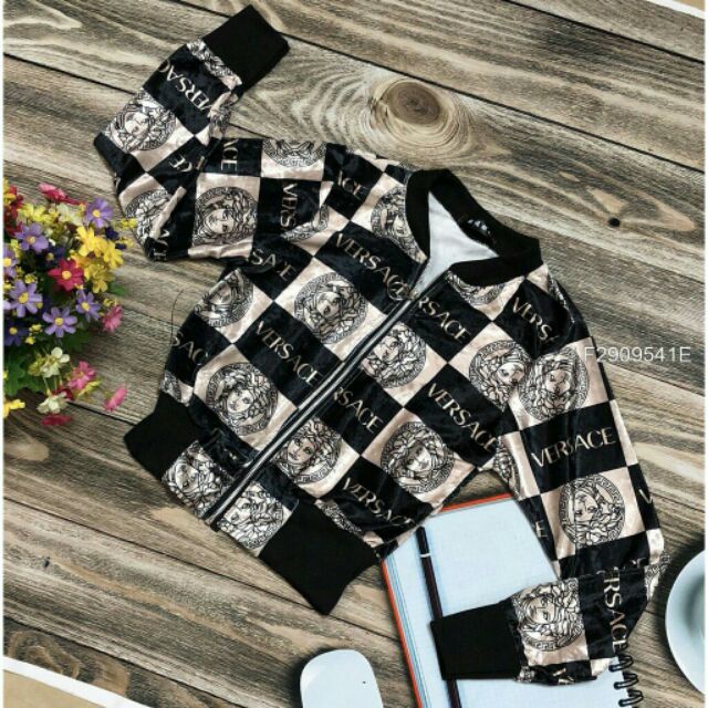 Khoác nhung họa tiết😍😍😍