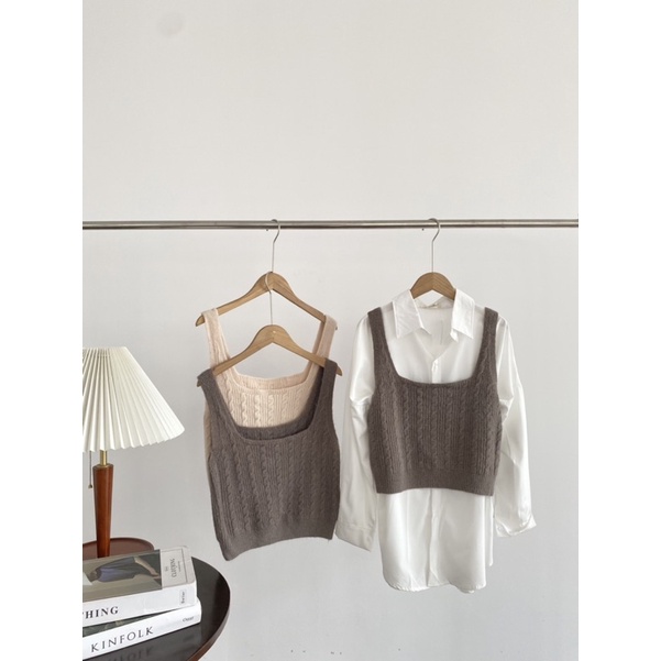 ÁO HAI DÂY BẢN LỚN CROPTOP LEN | lim.studio