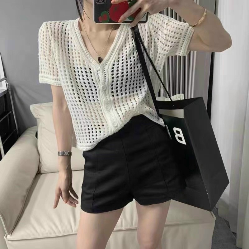 Áo Len Cadigan Len Lỗ Cài Khuy Tay cộc , Lại Thêm Một Mẫu Mới Siêu Hit Luôn Chị Eme