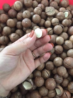 Mắc Ca Sạch Nứt Vỏ Lai Châu (1kg /300k)