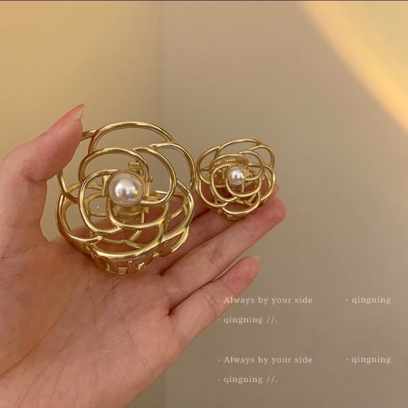 KẸP TÓC BÔNG HOA SANG CHẢNH