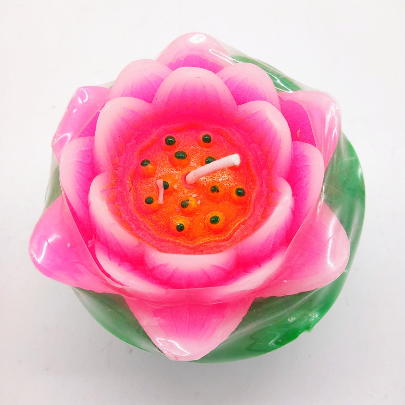 Nến Thờ Phật Giáo Hình Hoa Sen Có Đế Hình Lá 6x7cm