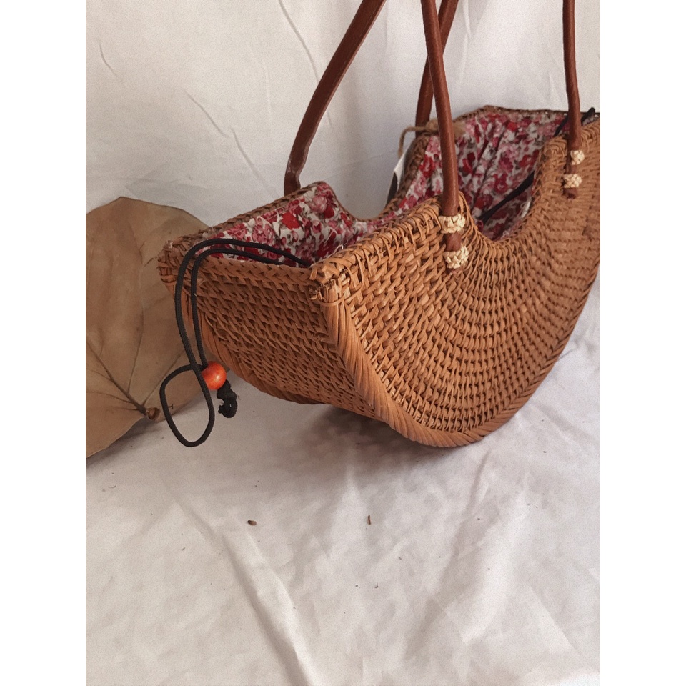 Túi Đeo Chéo Chất Liệu Mây Đan Tay Tỉ Mỉ  - Quà Tặng Việt Nam Cho Khách Nước Ngoài, Tặng Mẹ, Phụ Kiện Chụp Hình Áo Dài