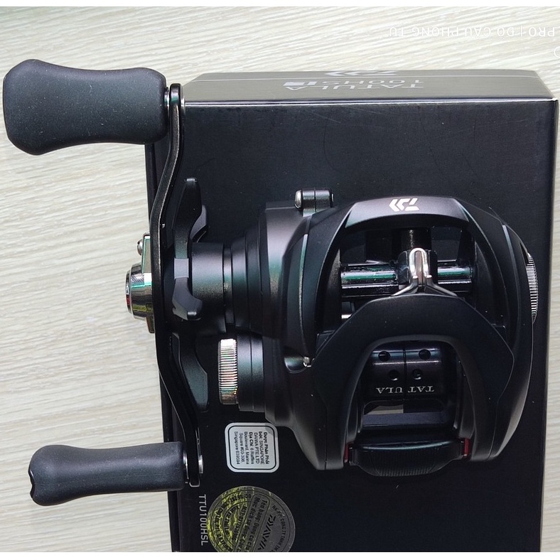 Máy câu ngang tay trái DAIWA TATULA 100HSL