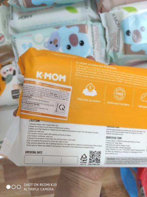 Giấy ướt tự nhiên K-Mom Hàn Quốc loại 100 tờ
