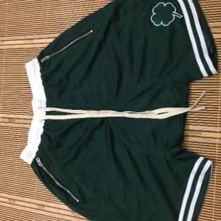 Quần short v