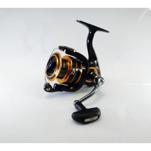 máy câu DAIWA MG Z 5000 hàng việt nam sản xuất máy cực khoẻ quay mượt y hình giá rẻ