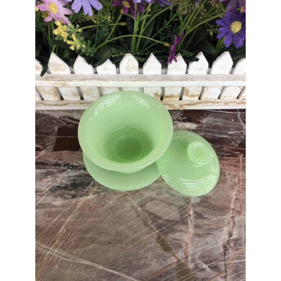 Chén, ly uống trà đá ngọc