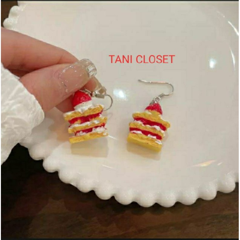 Bông Tai Hình Bánh Dâu Hàn Quốc Xinh Xắn