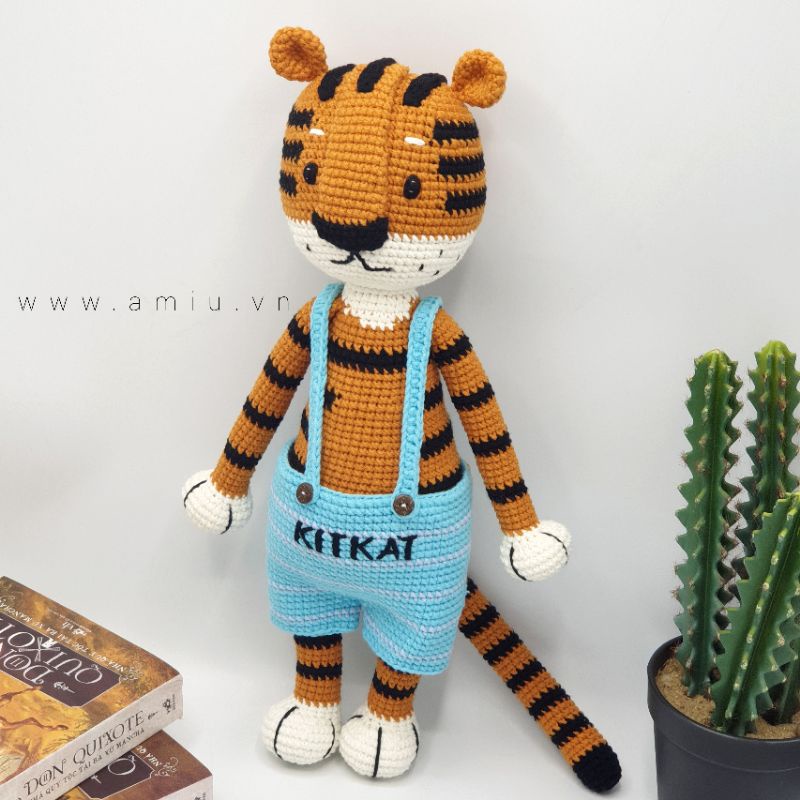 Hổ nhồi bông - Gấu bông handmade cao cấp Amigurumi - Hổ quần yếm handmade dễ thương làm quà cho bé