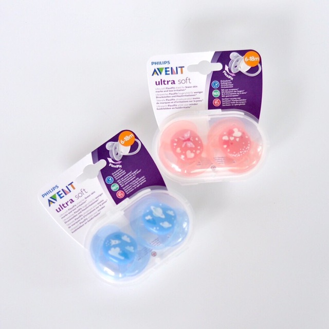 Ty ngậm siêu mềm Philips AVENT cho bé 0-6 tháng và 6-18 tháng SCF222/21