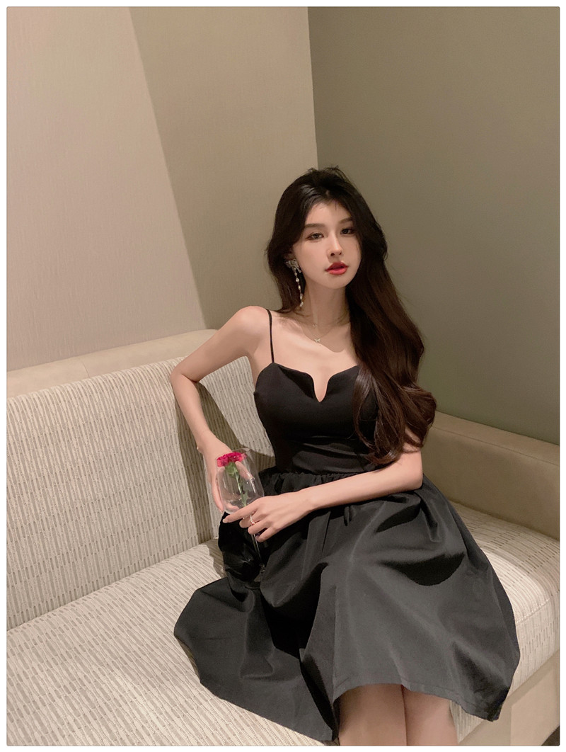 Đầm Nữ Tay Ngắn Kiểu Dáng Thời Trang Quyến Rũ | BigBuy360 - bigbuy360.vn