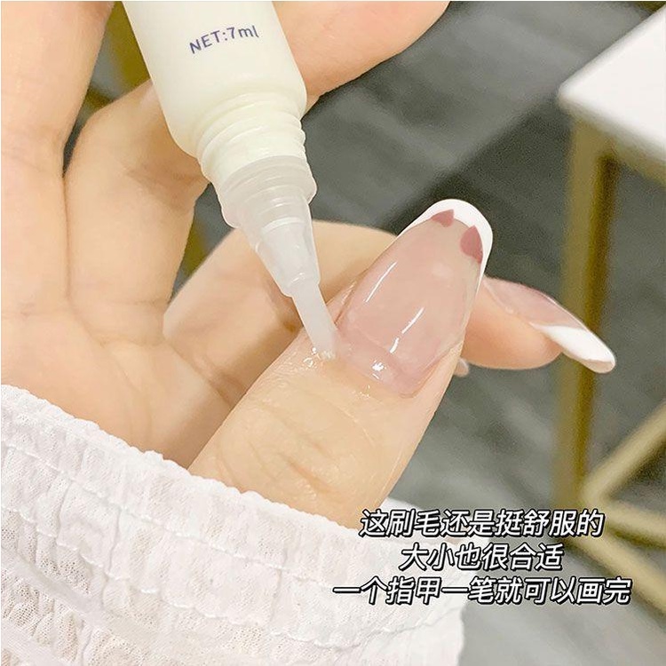 Tinh Dầu Nuôi Dưỡng Móng Tay Chuyên Nghiệp Và Làm Sáng Màu Móng