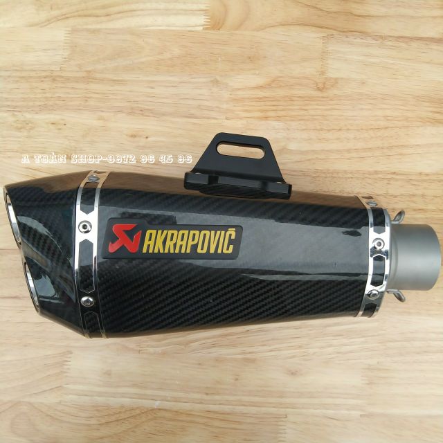 Pô Akrapovic Full Carbon Fiber Ngắn