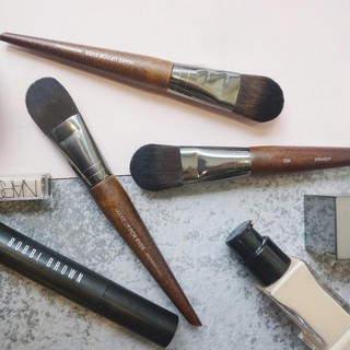 Cọ nền Mufe Foundation Brush N106