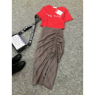 Hình thật - Nguyên set Áo croptop thêu + Váy kẻ rút dây