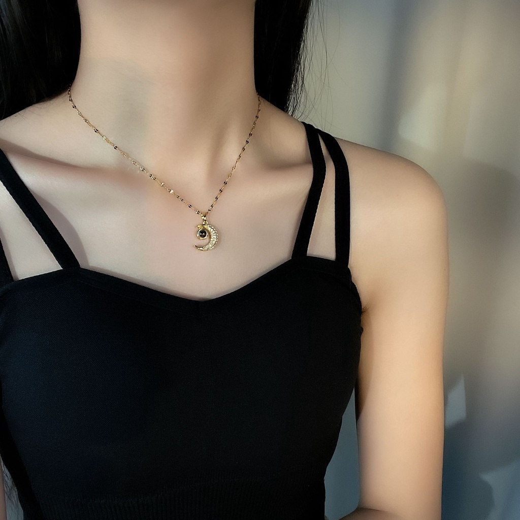 Dây chuyền thép titan mạ vàng hình mặt trăng và ngôi sao xinh xắn cho nữ