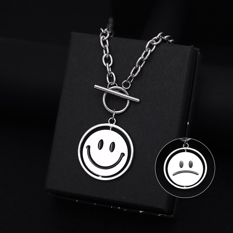 Vòng cổ Thép Titan Mặt Hình Mặt Cười Xoay Được Phong Cách Hip Hop Thời Trang Cho Nam Nữ