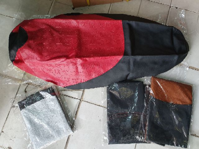 Combo mút và áo yên xe Nouvo LX