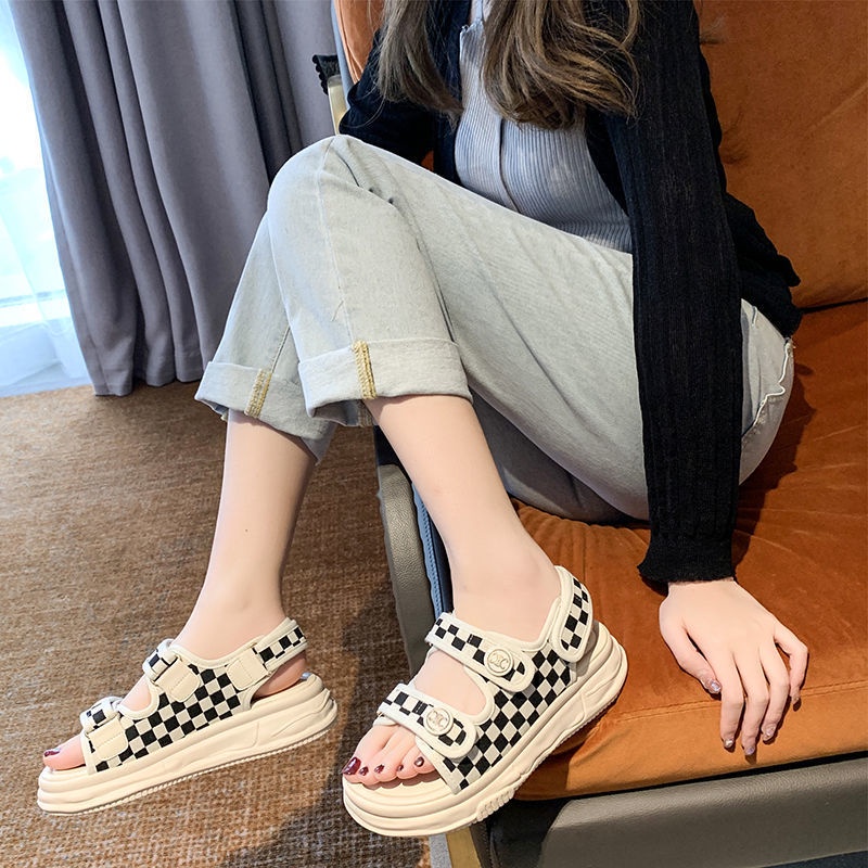 Giày Sandal Quai Dán Đế Dày Chống Trượt Phong Cách Hàn Quốc Mới Cho Nữ