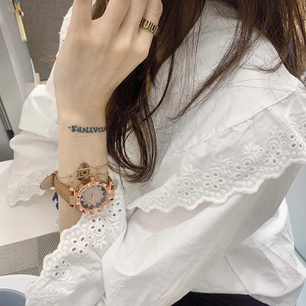 Đồng hồ thời trang nữ Mstianq MS932 mặt hoa đính đá tuyệt đẹp, dây da lộn cực hot | BigBuy360 - bigbuy360.vn