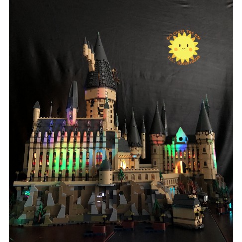 Đồ chơi Lắp ghép Mô hình Có Đèn Sáng Trường Học Phép Thuật Hogwarts Harry Potter Series Hogwarts Castle 11025
