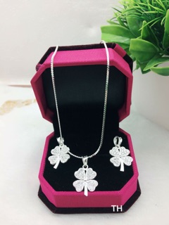 Dây chuyền bạc ta